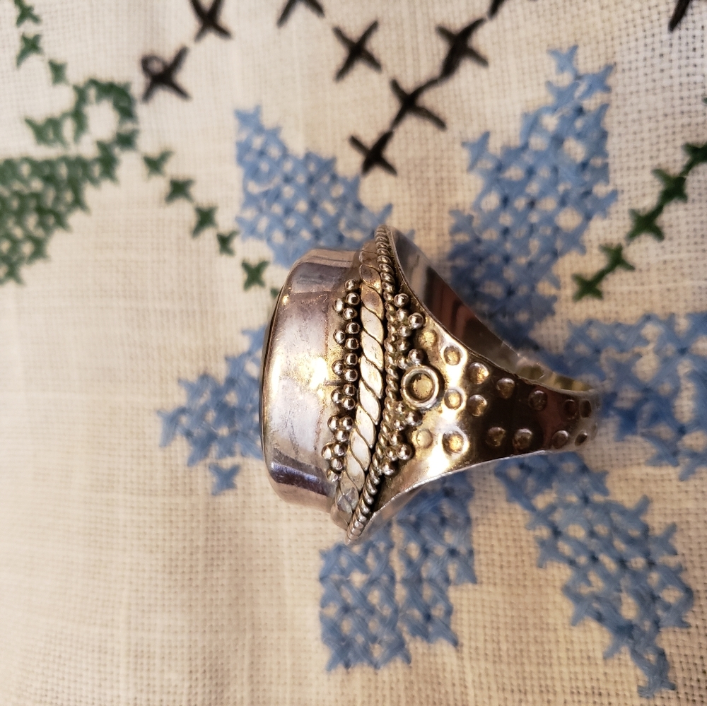 Sterling Large Lemon Quartz Ring - Picture 6 of 7
